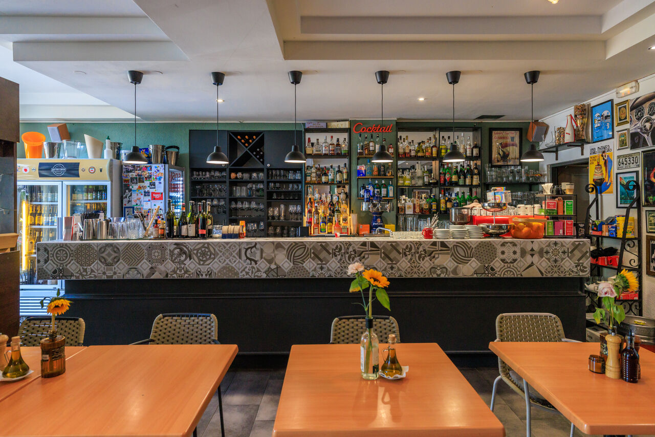 Unutarnji bar Bistro Corso